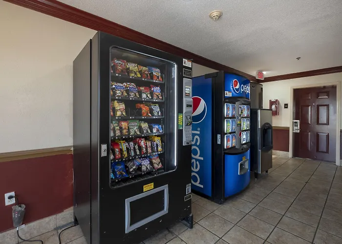 Red Roof Inn & Suites Pensacola-Nas Corry